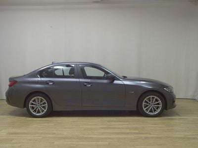 BMW 320e