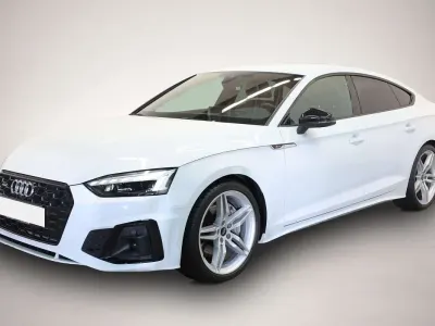 Gebraucht Audi A5 Sportback S-Line 265 PS (194 kW) 2022 Gletscherweiß metallic Kleinwagen