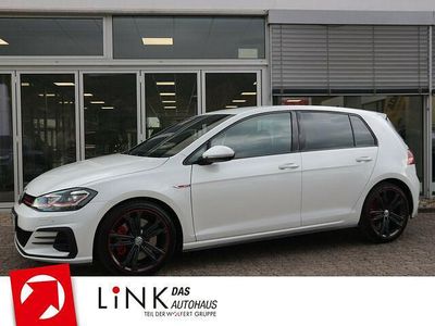 Gebraucht VW Golf VII GTI 245 PS (180 kW) 2018 Oryxwhite perlmutteffekt Limousine