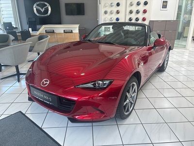 Rot Neu 2025 Mazda MX5 Exclusive-Line Cabrio | 28.590 €
