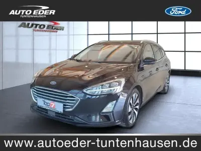 Gebraucht Ford Focus Cool & Connect 125 PS (91 kW) 2019 Iridiumschwarz Kombi