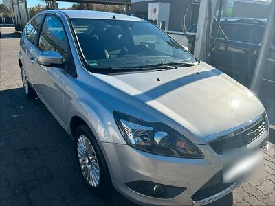 Usata Ford Focus 105 CV (77 kW) 2009 Grigio Utilitaria