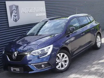 Używany Renault Mégane LIMITED 140 KM (102 kW) 2019 Niebieski Sedan/Limuzyna
