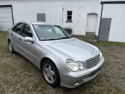 Brugt Mercedes C200 Classic 122 HK (89 kW) 2004 Sølv Sedan