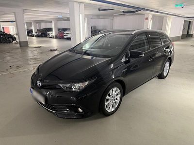 Gebraucht Toyota Auris Team 136 PS (100 kW) 2018 Schwarz Kombi