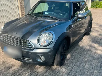 Gebraucht Mini Cooper 120 PS (88 kW) 2010 Grau Kleinwagen