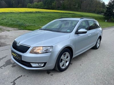 gebraucht Skoda Octavia Combi Elegance