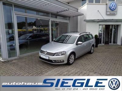 Gebraucht VW Passat 105 PS (77 kW) 2011 Silber metallic Kombi