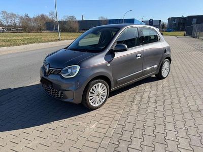 Gebraucht Renault Twingo Vibes 60 kW (82 PS) 2021 Grau Kleinwagen