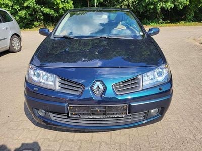 Abyssegrün Gebraucht 2006 Renault Mégane Cabriolet Dynamique Cabrio | 2.850 € (Teuer)
