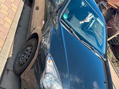 Gebraucht Hyundai i30 90 PS (66 kW) 2010 Schwarz Kombi