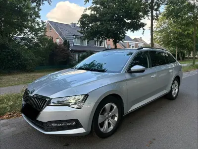 Gebraucht Skoda Superb 150 PS (110 kW) 2022 Silber Kombi