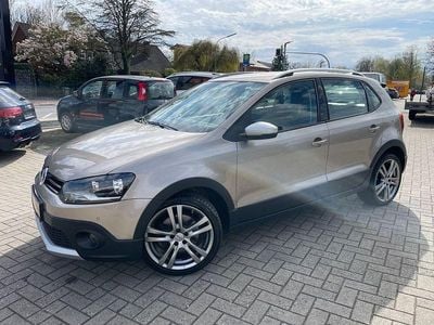 Usata VW Polo Cross 110 CV (80 kW) 2015 Beige Utilitaria