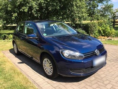Gebraucht VW Golf VI 105 PS (77 kW) 2010 Blau Kleinwagen