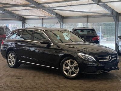 Gebraucht Mercedes C180 Avantgarde 156 PS (114 kW) 2017 Schwarz Limousine