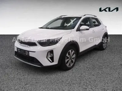 Gebraucht Kia Stonic Vision 101 PS (74 kW) 2024 Weiß SUV