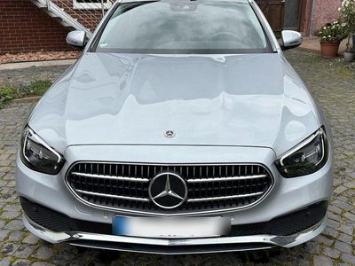 Mercedes E200