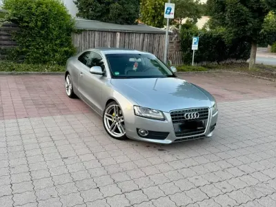 Gebraucht Audi A5 190 PS (139 kW) 2009 Silber Coupé