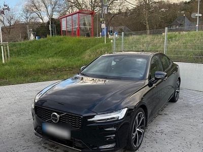Gebraucht Volvo S60 Ultimate 250 PS (183 kW) 2023 Schwarz Limousine
