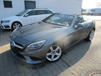Gebraucht Mercedes SLC180 156 PS (114 kW) 2019 Grau Cabrio