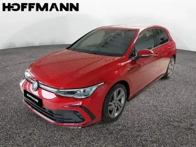 Brugt VW Golf VIII R-line 131 HK (96 kW) 2023 Rød Sedan