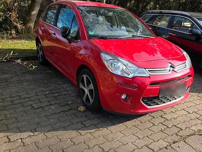 Gebraucht Citroën C3 SELECTION 68 PS (50 kW) 2016 Rot Kleinwagen