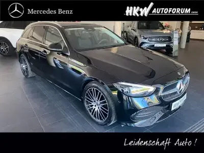 Gebraucht Mercedes C180 Avantgarde 170 PS (125 kW) 2025 Schwarz Limousine