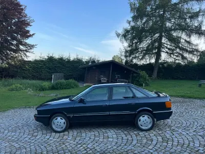 Gebraucht Audi 90 136 PS (100 kW) 1990 Blau Limousine