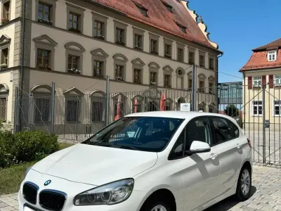 Gebraucht BMW 218 Active Tourer Advantage 150 PS (110 kW) 2015 Van / Kleinbus