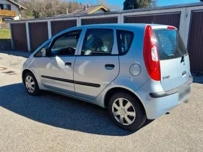 Gebraucht Mitsubishi Colt Invite 95 PS (69 kW) 2005 Silber Kleinwagen