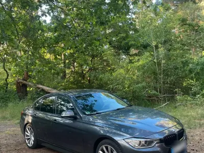 Gebraucht BMW 320 M Sport 184 PS (135 kW) 2013 Grau Limousine