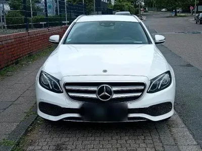 Gebraucht Mercedes E200 150 PS (110 kW) 2017 Weiß Kombi