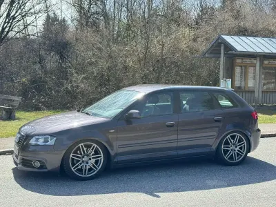 Gebraucht Audi A3 S-Line 170 PS (125 kW) 2012 Grau Kleinwagen