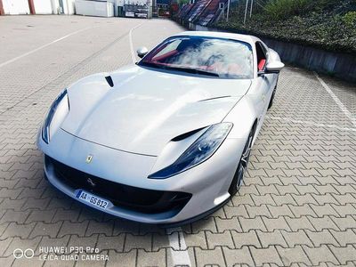 Silber Gebraucht 2024 Ferrari 812 Cabrio | 618.000 €