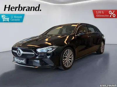 Gebraucht Mercedes CLA200 Progressive 163 PS (119 kW) 2020 Kosmosschwarz metallic Kombi