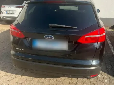 Gebraucht Ford Focus 116 PS (85 kW) 2018 Schwarz Kombi