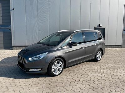 Grau Gebraucht 2016 Ford Galaxy Titanium Van / Kleinbus | 11.900 € (Etwas zu teuer)