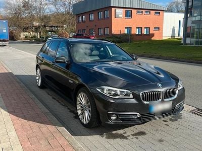 Gebraucht BMW 530 Luxury Line 258 PS (189 kW) 2016 Grau Kombi