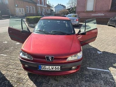 Gebraucht Peugeot 306 Cabriolet 88 PS (64 kW) 1999 Rot Cabrio