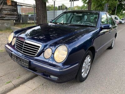 Mercedes E320