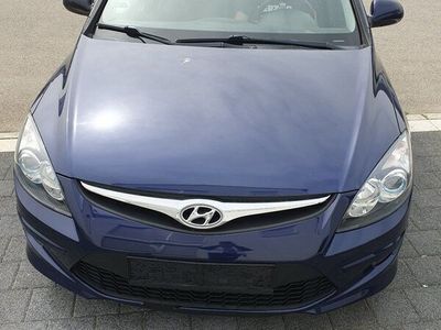 gebraucht Hyundai i30 1.4L 109PS mit neuem TÜV 04/2026