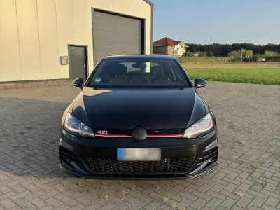 Gebraucht VW Golf VII GTI 245 PS (180 kW) 2018 Schwarz Limousine