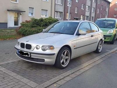 Gebraucht BMW 316 116 PS (85 kW) 2001 Silber Coupé