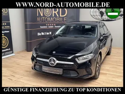 Gebraucht Mercedes A250 Style 218 PS (160 kW) 2021 Schwarz Limousine