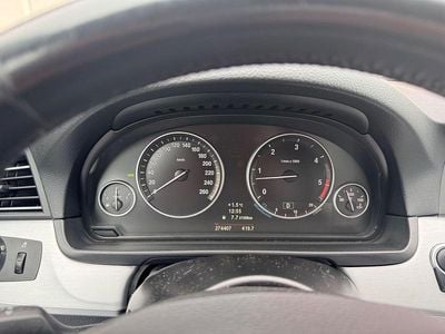 Gebraucht BMW 530 258 PS (189 kW) 2011 Grau Limousine