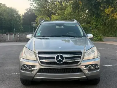 Gebraucht Mercedes GL350 211 PS (155 kW) 2010 Grau SUV