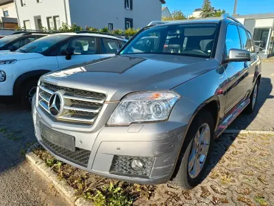 Używany Mercedes GLK220 170 KM (125 kW) 2009 Szary SUV