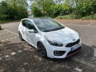 Gebraucht Kia Ceed GT-Track 204 PS (150 kW) 2014 Weiß Kleinwagen