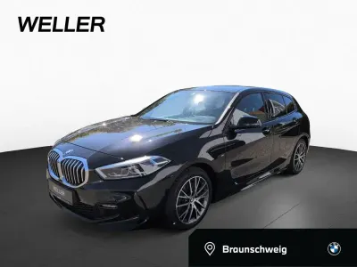 Gebraucht BMW 118 M Sport 150 PS (110 kW) 2021 Black sapphire (schwarz) Kleinwagen