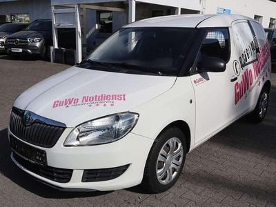 Usata Skoda Roomster 69 CV (50 kW) 2012 Bianco Monovolume